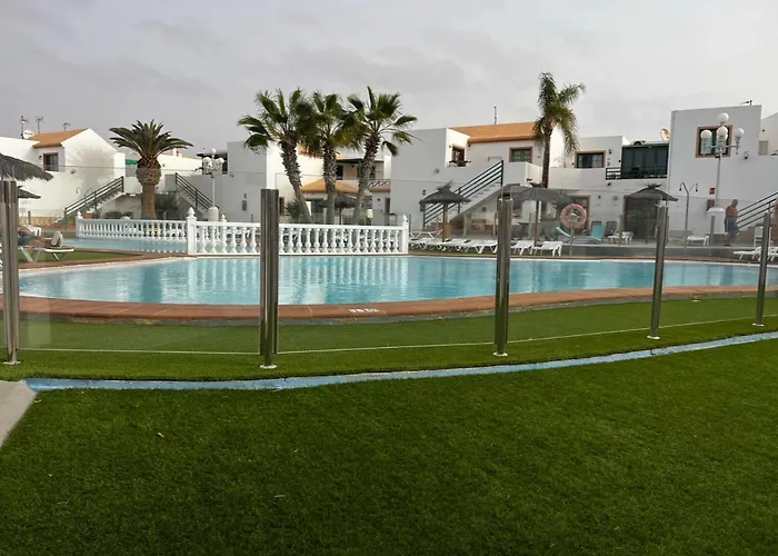 Cozy Apartment In Centric Area At Caleta De Fuste With Air Conditioner