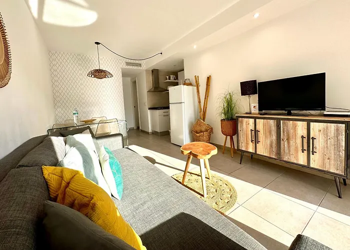 Maracuyá by Lovely Property