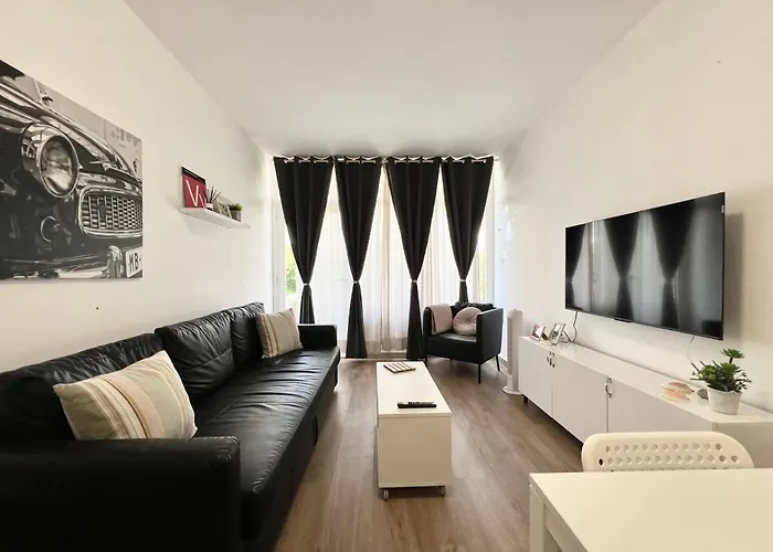 Precioso apartamento con piscina a 1’ de la playa