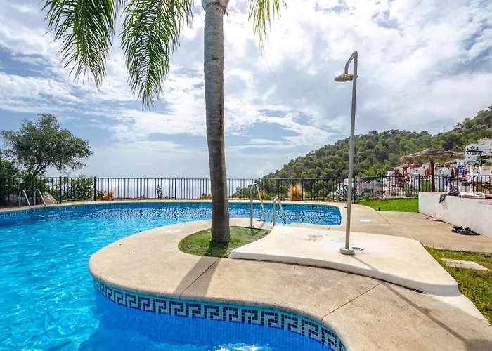 Panoramic Sea View Oasis