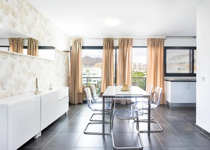 New apartment center Los Cristianos