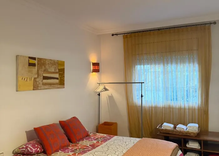 Granvia Fira Apartment