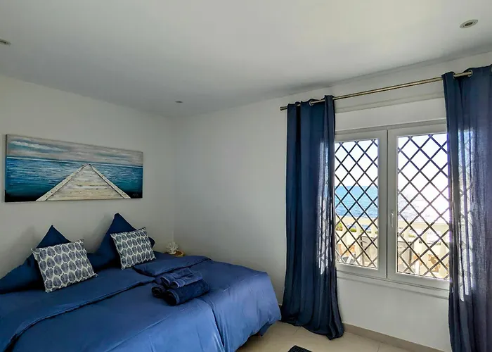 Rise & Shine Beachfront La Cala