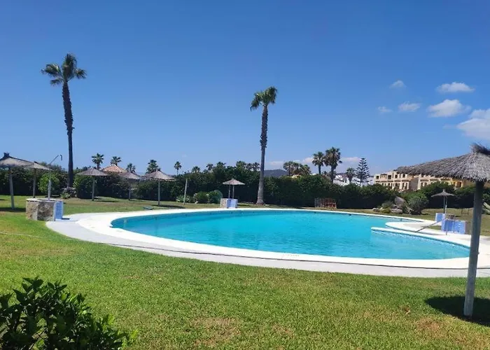 Apartamento En Urbanizacion De Primera Linea De Playa, Atlanterra Zahara De Los Atunes