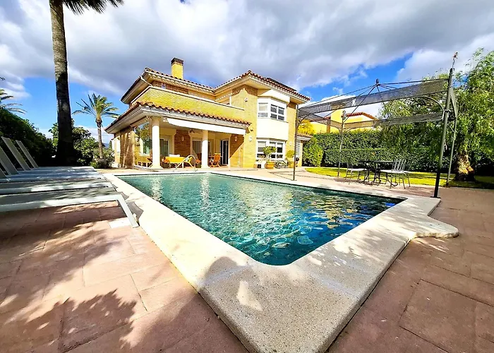 Catalunya Casas Port Aventura,Golf, Costa Dorada At Your Doorstep