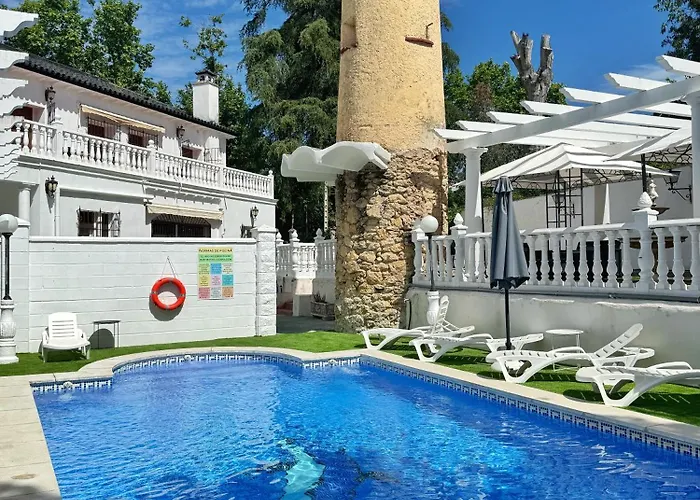 Hostal El Brillante - Alojamientos El Duque
