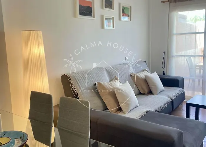 Calma House