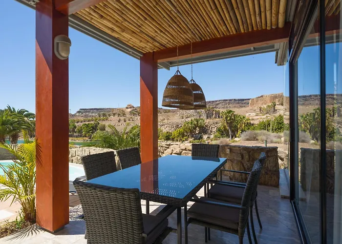 Tauro Villas