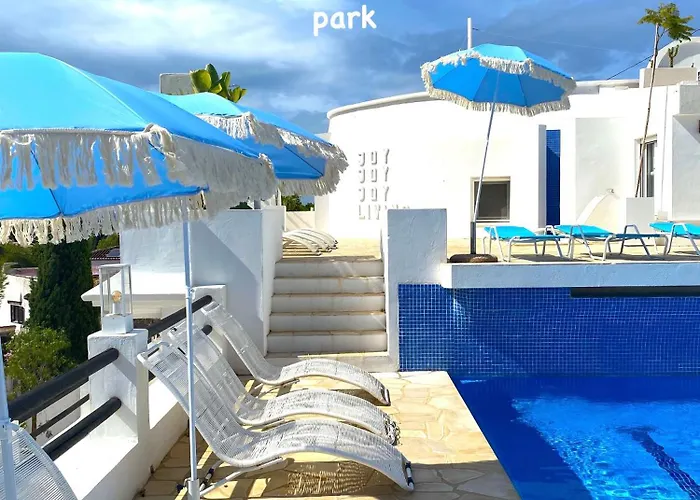 Joyjoyjoy Design-Ecolicious Boutique Beach House