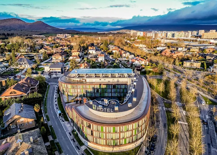 Hotel Jardines De Uleta Suites