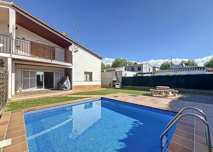 Peni 168A - Belle Maison Avec Piscine
