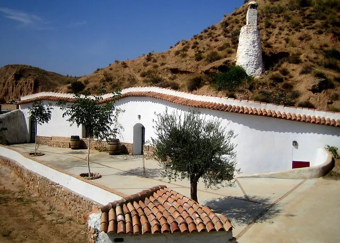 Casa Cueva Lopera