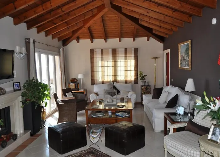 Welcome Inn Nerja Guest House Luxury Bed & Breakfast
