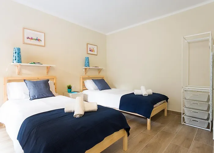 Brand New Apartment Near Camp Nou And Fira Barcelona