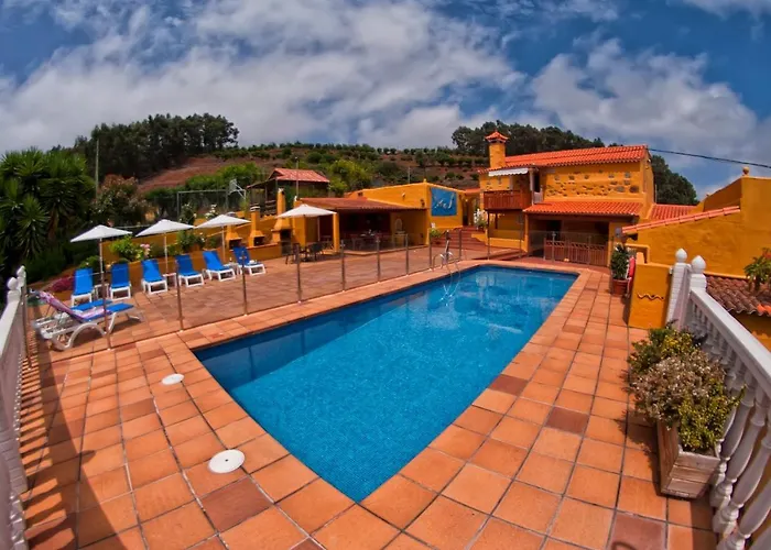 Las Casas De Lola Y Rafael