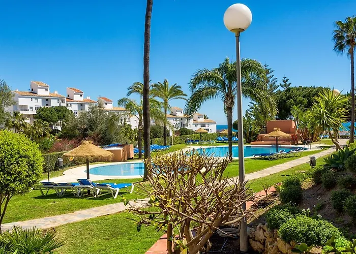 Polarsol 3 Townhouse In Club La Costa By Rafleys