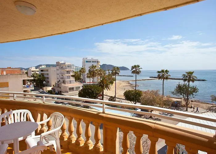 Apartamentos Sol Y Mar