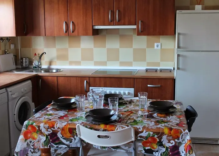 Apartment In Rota Cadiz, Air Cond, Wifi, Patio