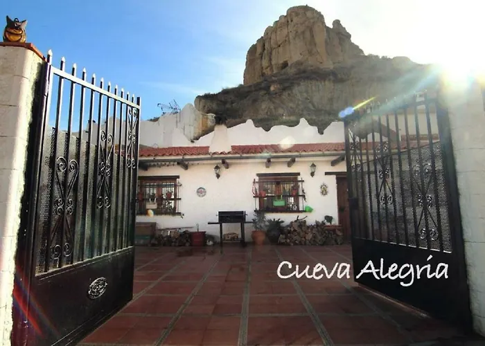 cueva alegria