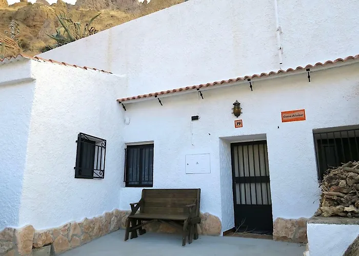Cueva Alcázar