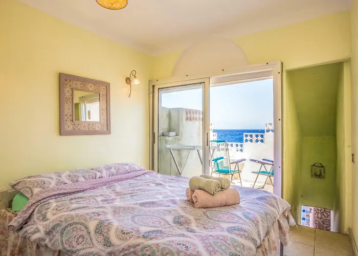 Casa Del Cueva With Stunning Ocean View