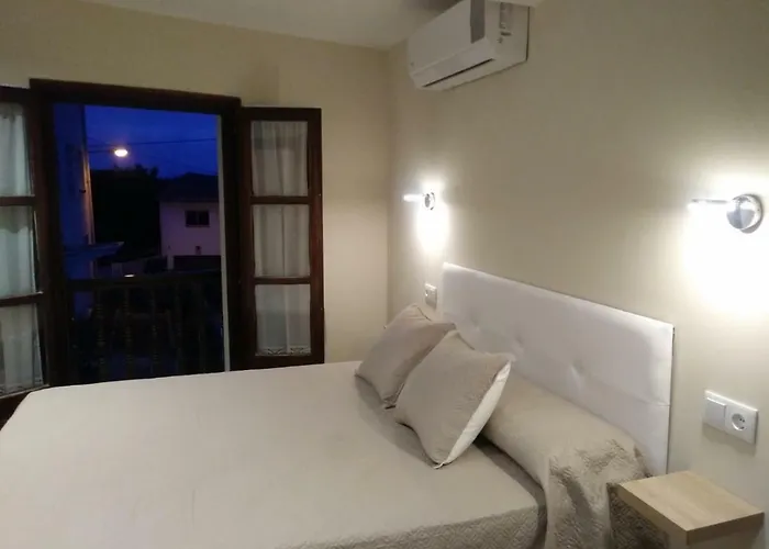 Apartamentos Almenada