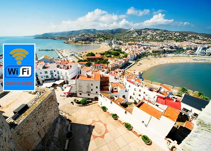 Bonito Atico con aire acondicionado,piscina comunitaria, Parking y WIFI