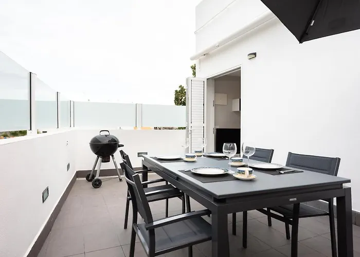 Home2Book Stunning Sea Front House El Porís