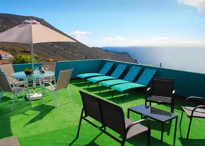 Surf House La Palma