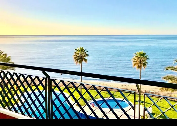 Mi Capricho B12 -Luxury Beachfront Apartment- Costa Del Sol