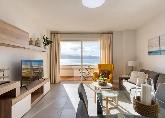 Living Las Canteras - BRIGHT BEACHFRONT