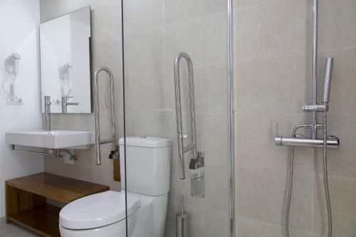 Apartamentos Proa - Emar Hotels Only Adults Es Pujols