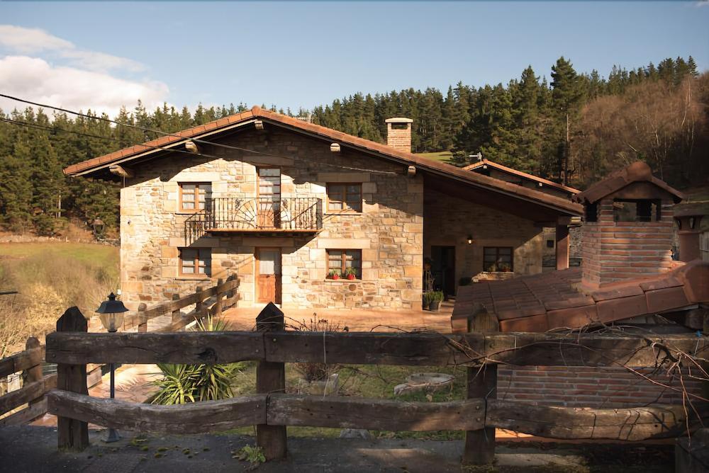 Casa Rural Aititerena 3*