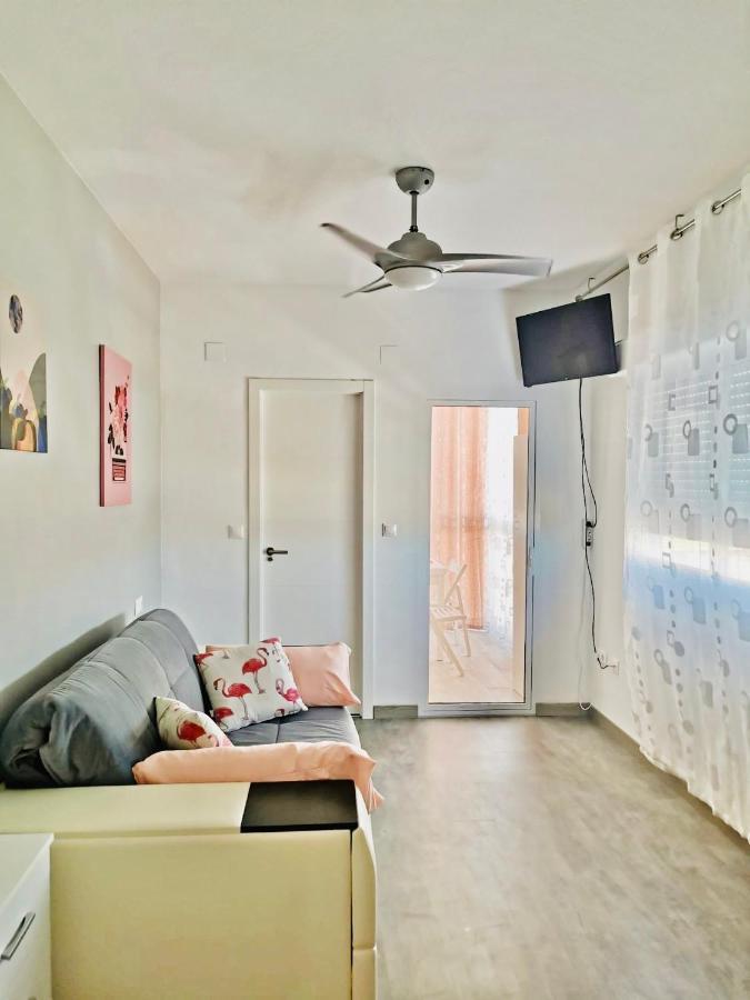 Bonito Estudio Recien Reformado, A 500 Metros De La Playa * Torrevieja
