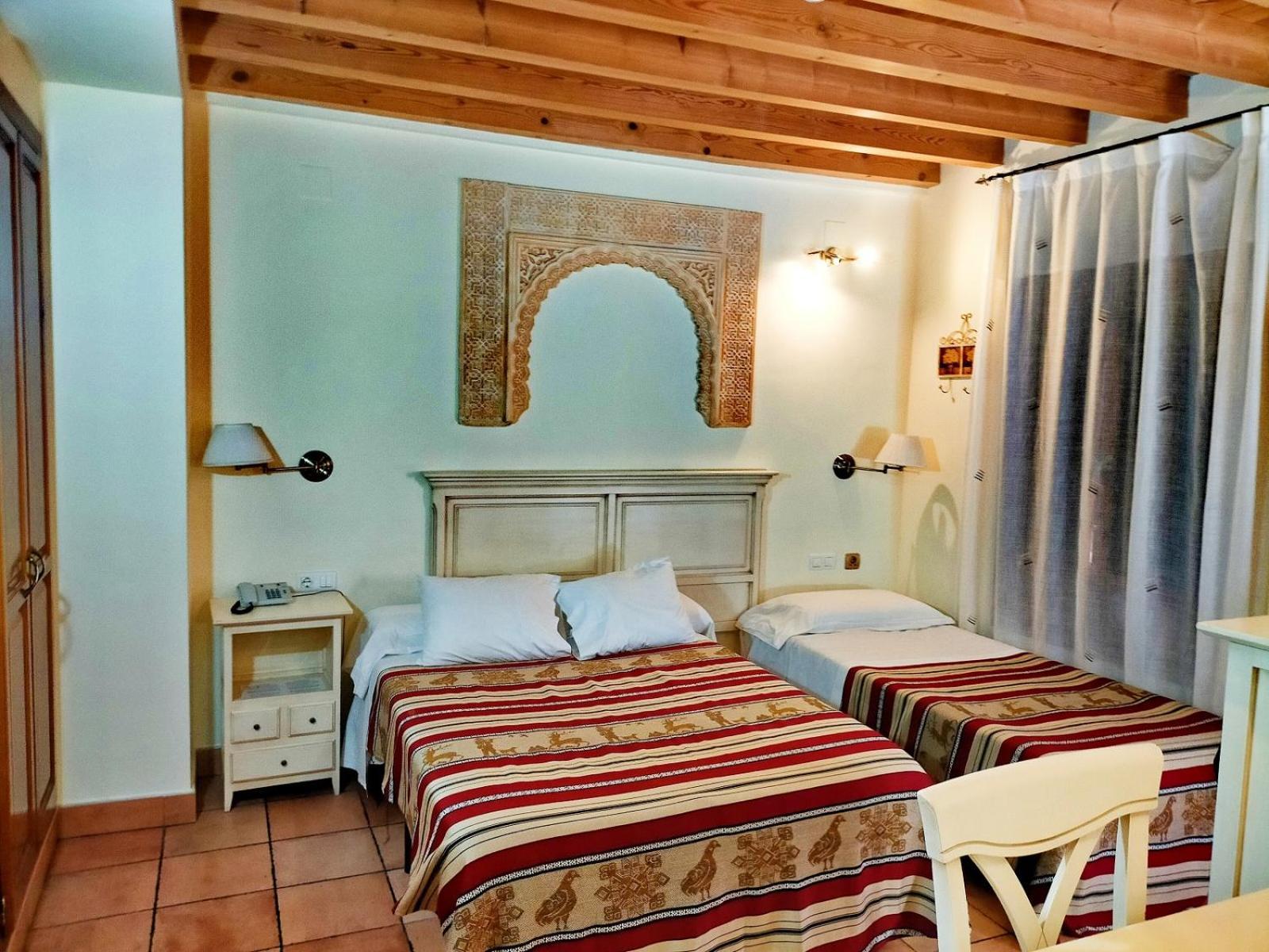 Abadía Hotel 2*