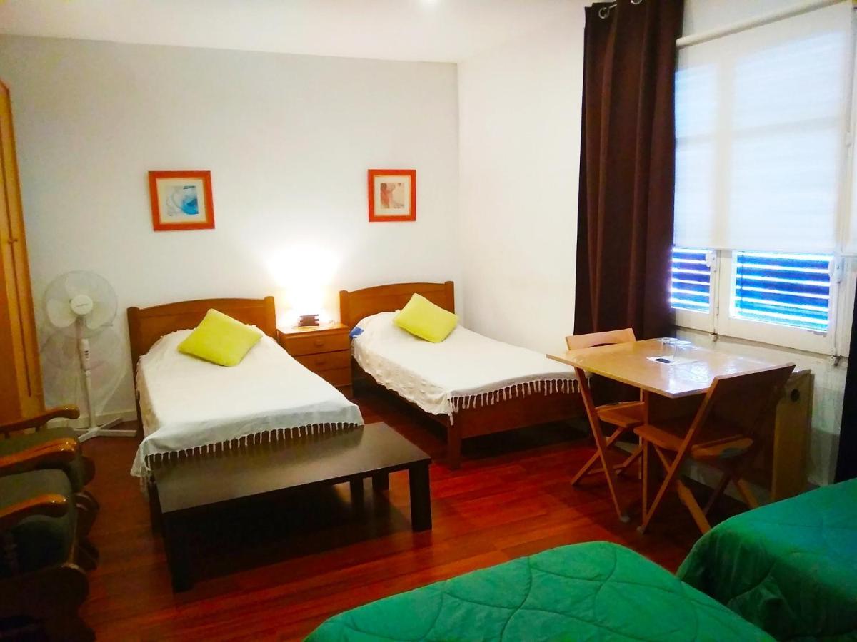 Pensión Habitacions Sant Pere Claver 2*