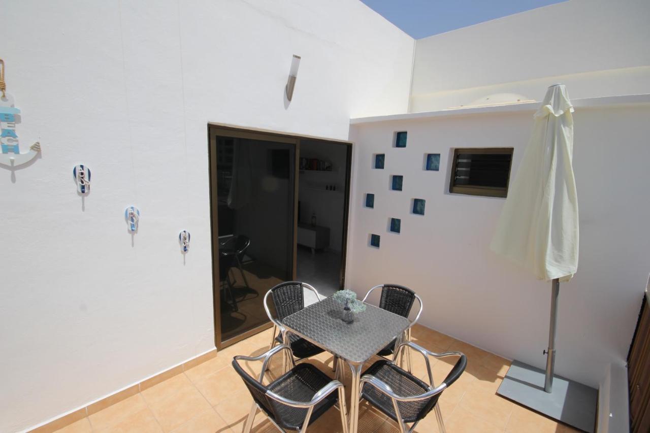 Las Vistas Apartment