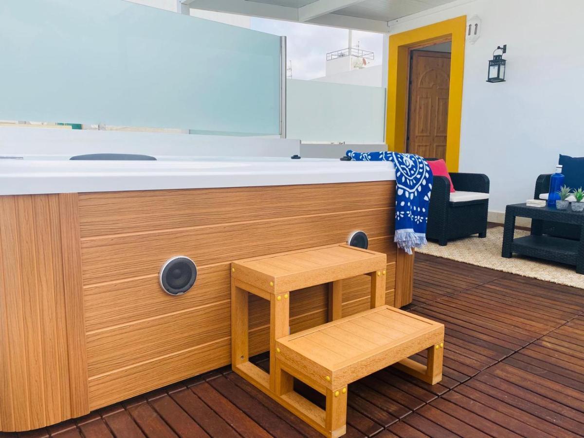 Lantia Rooftop House Hostel Arrecife (Lanzarote)