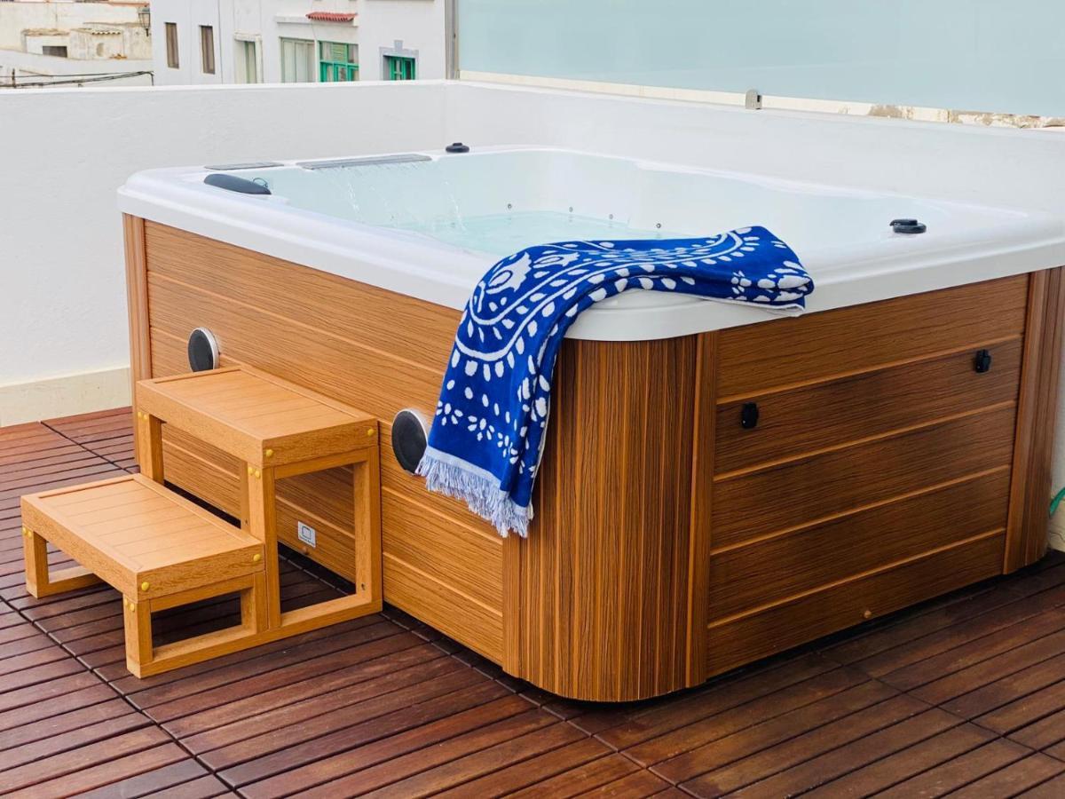 Lantia Rooftop House Hostel Arrecife (Lanzarote)