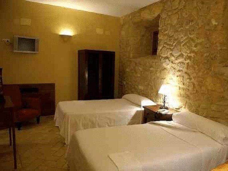 Hospederia Del Monasterio Hotel 2*