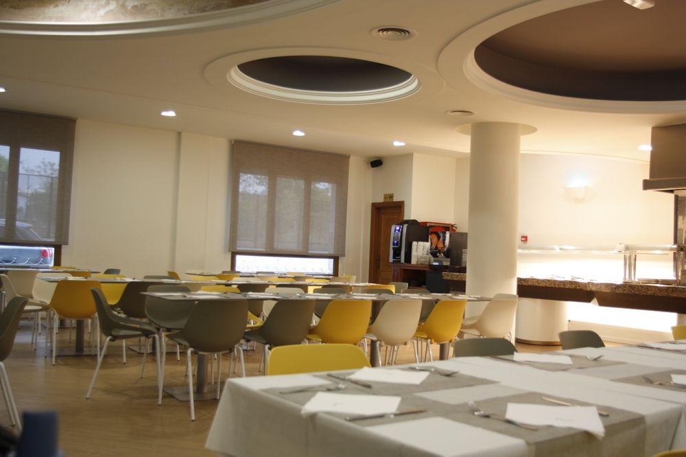 Hotel Canada Palace 4*