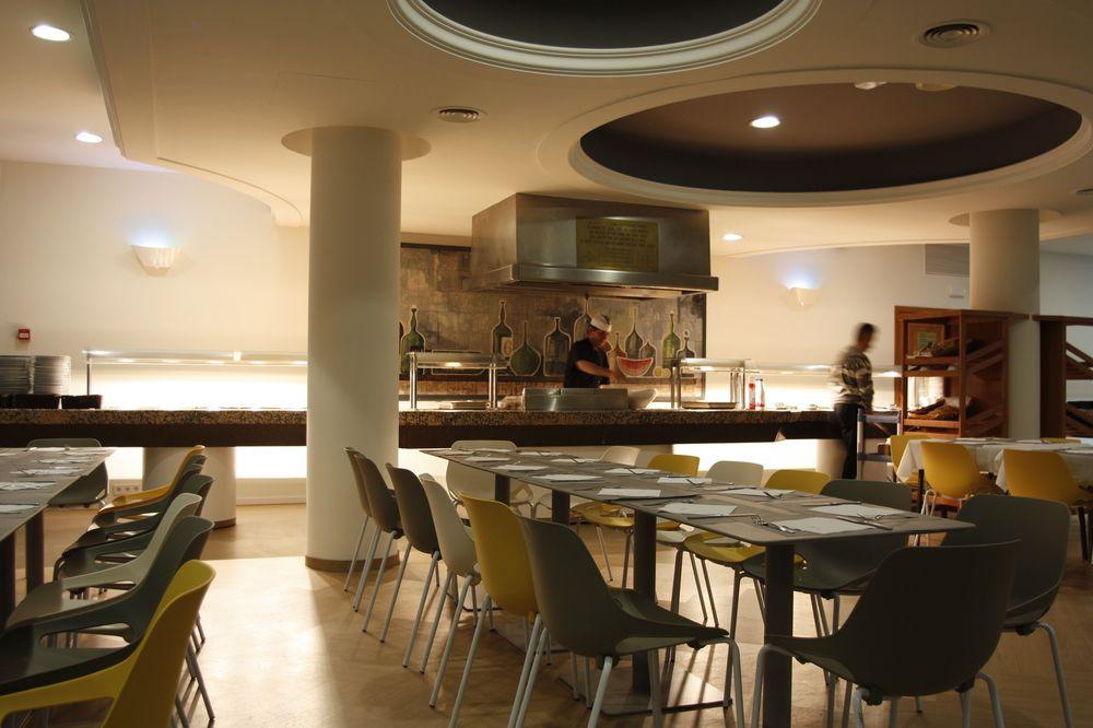 Canada Palace Hotel 4*