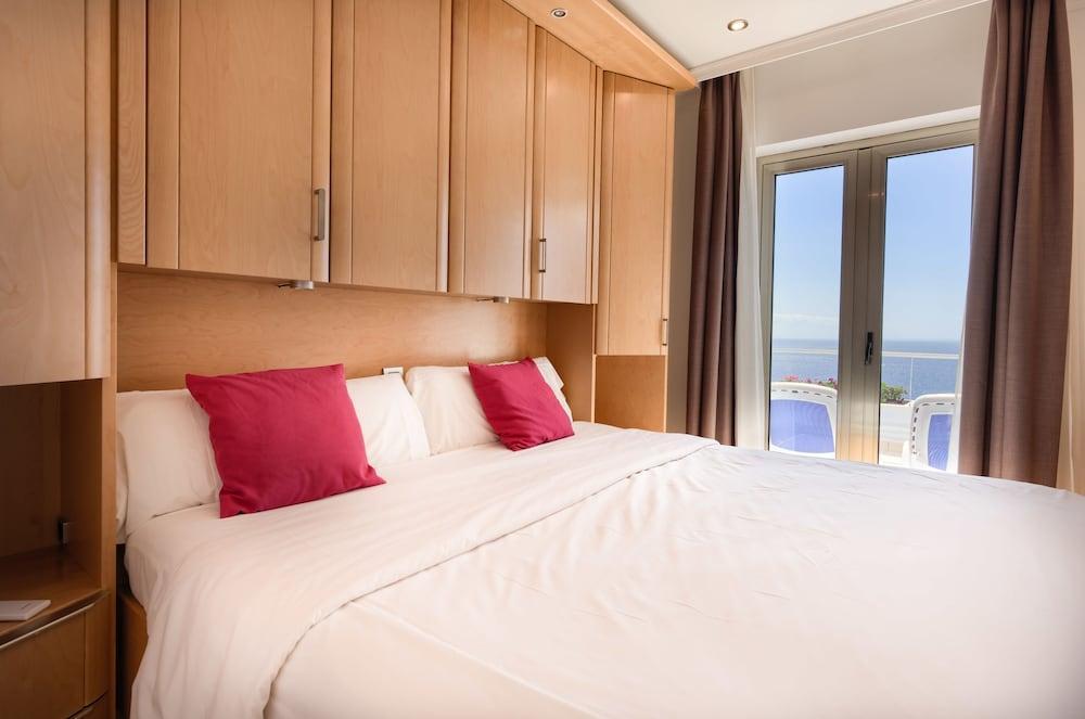 Bahia Blanca Aparthotel