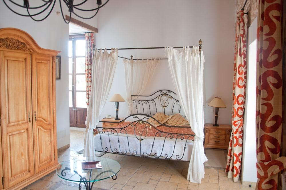 Puig De Ros D'alt Country house *