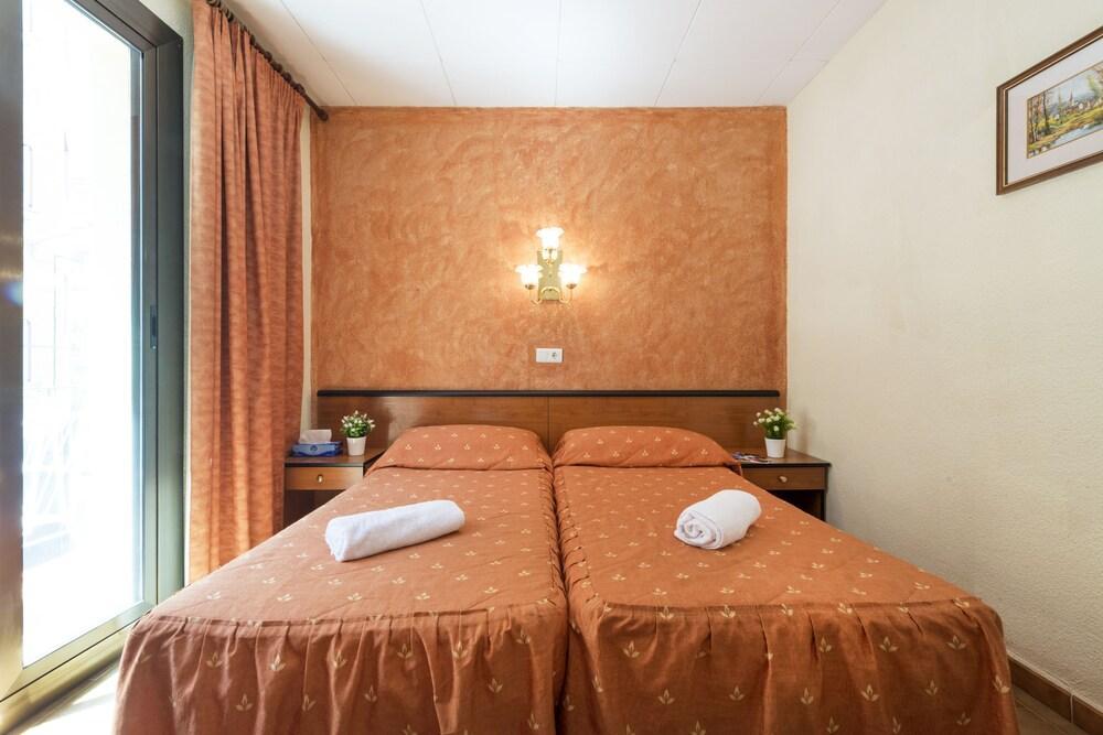 Hotel Marisol 2*