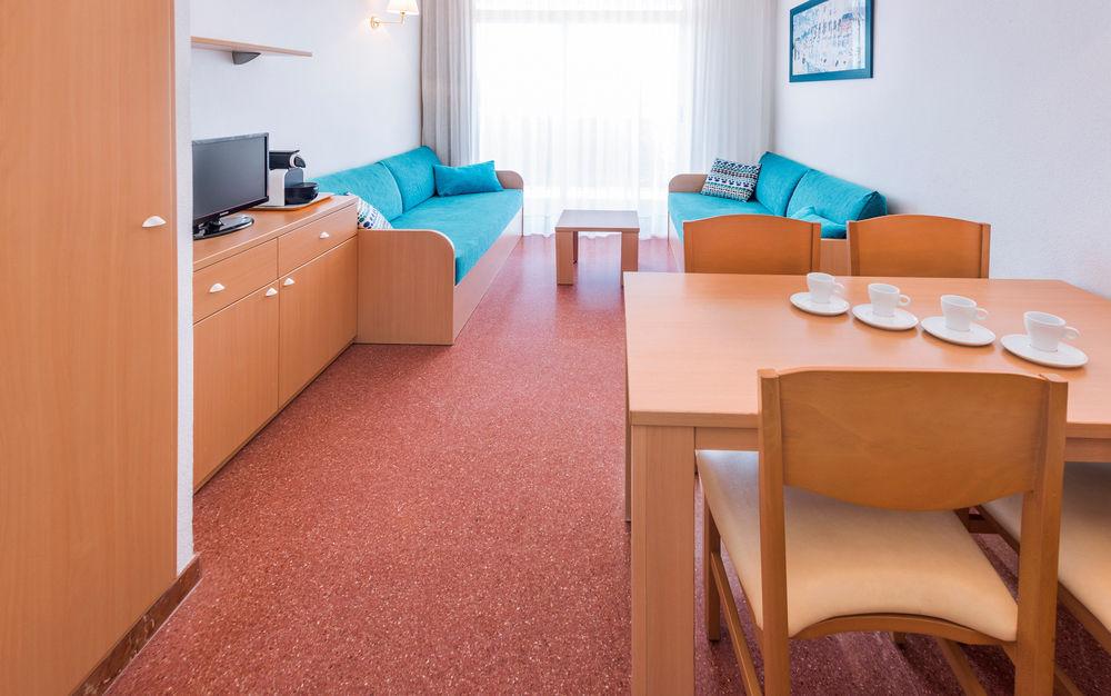 Cye Centre Aparthotel 3*