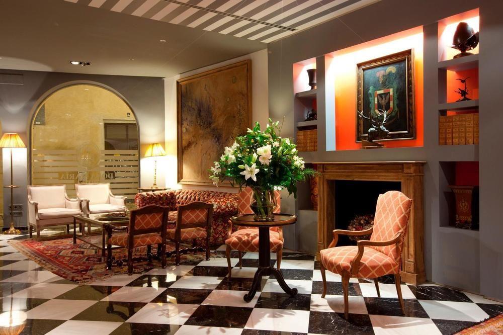 Hotel Doña María 4*