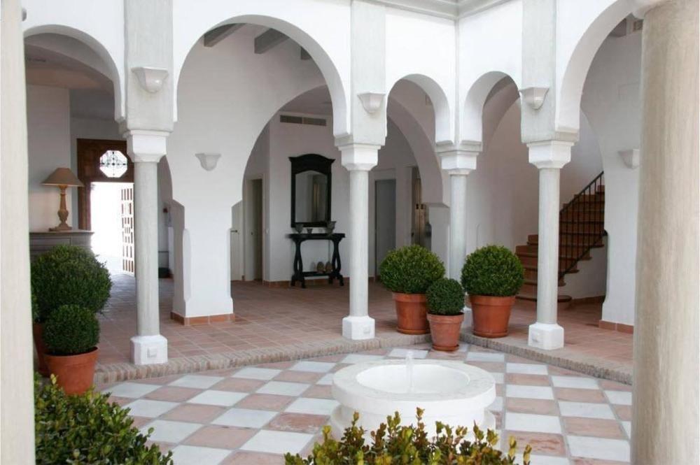 B Bou Cortijo Bravo Hotel