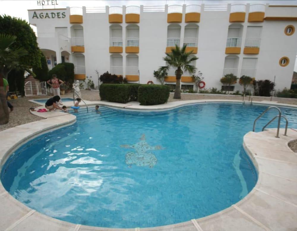 Hotel Agades *