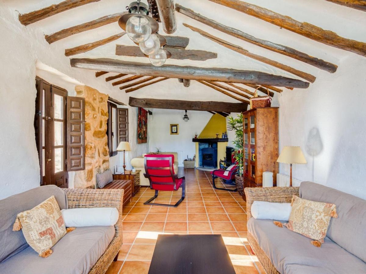 Attractive In With Private Pool